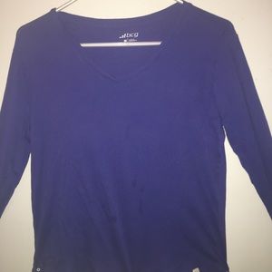 Sporty long sleeve t